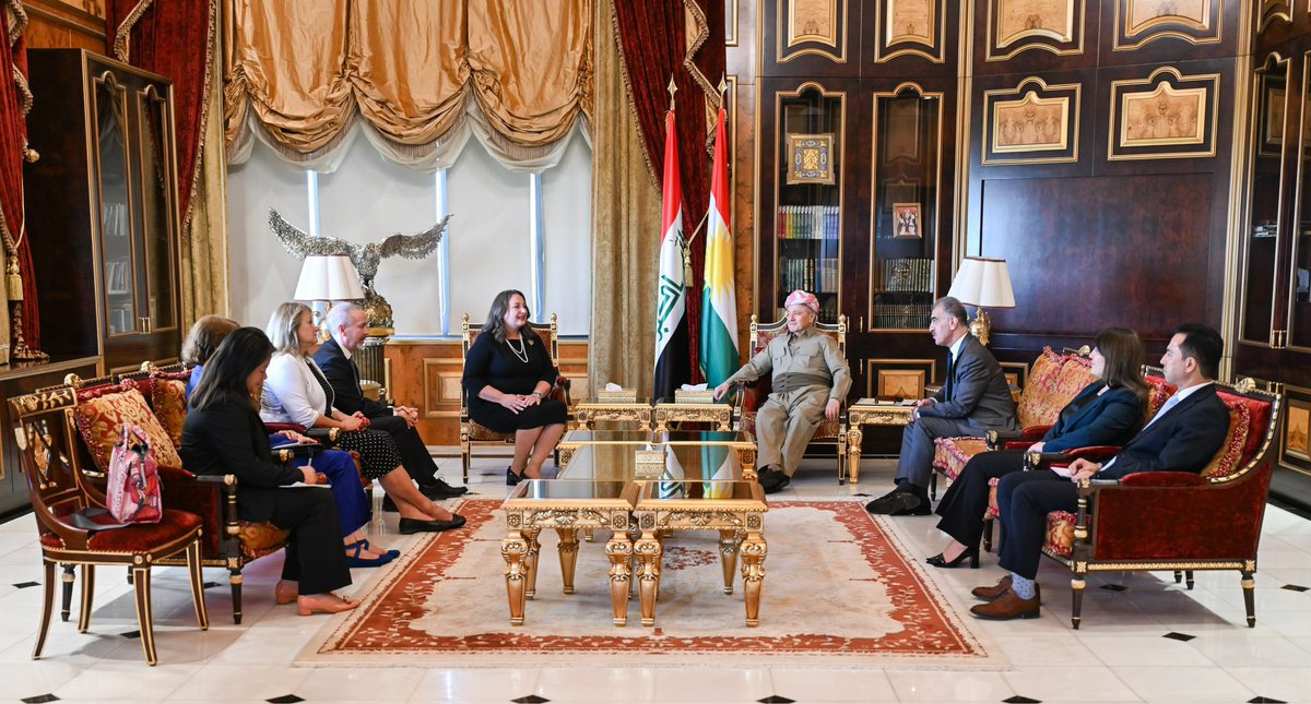 avankurdstan75's tweet photo. CGs #Bitner and #Green met with #KDP President #Masoud_Barzani to discuss the #US_IKR enduring friendship, economic and security partnership, and the importance of forming a new KRG cabinet. https://t.co/90191ye2y5