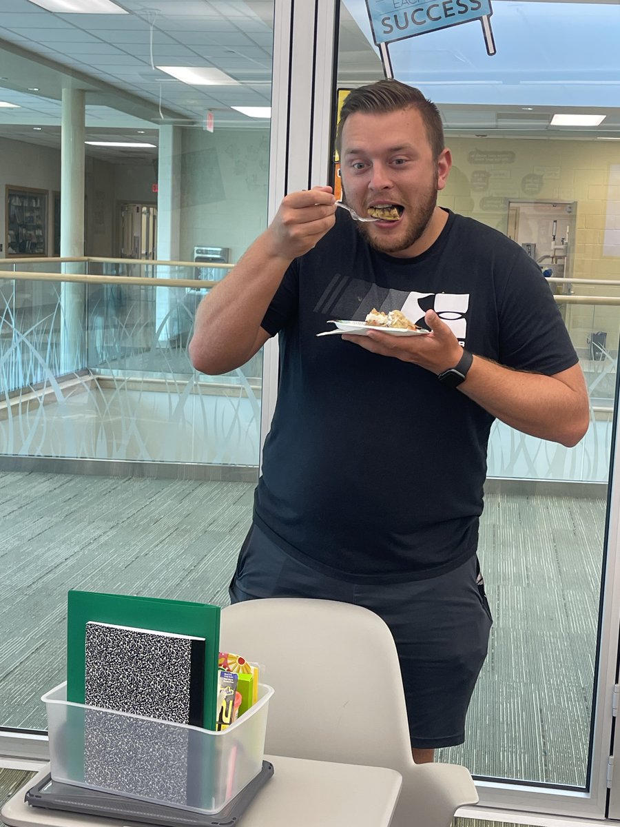 River Bluff High School tweet media