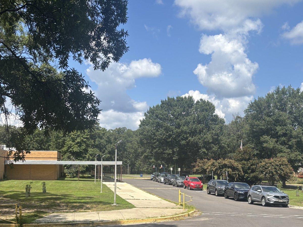 Sharelle Stagg (@sharellestagg) on Twitter photo As a teacher, I always wanted to get in the building early & start setting up my room. As a principal, I make sure to offer this option. Today, I was pleasantly surprised at how many teachers showed up early to <a href="/Magnolia_PGCPS/">Magnolia Mustangs - PGCPS</a> to work in their rooms! #Season3 #SummerPrep As a teacher, I always wanted to get in the building early & start setting up my room. As a principal, I make sure to offer this option. Today, I was pleasantly surprised at how many teachers showed up early to <a href="/Magnolia_PGCPS/">Magnolia Mustangs - PGCPS</a> to work in their rooms! #Season3 #SummerPrep