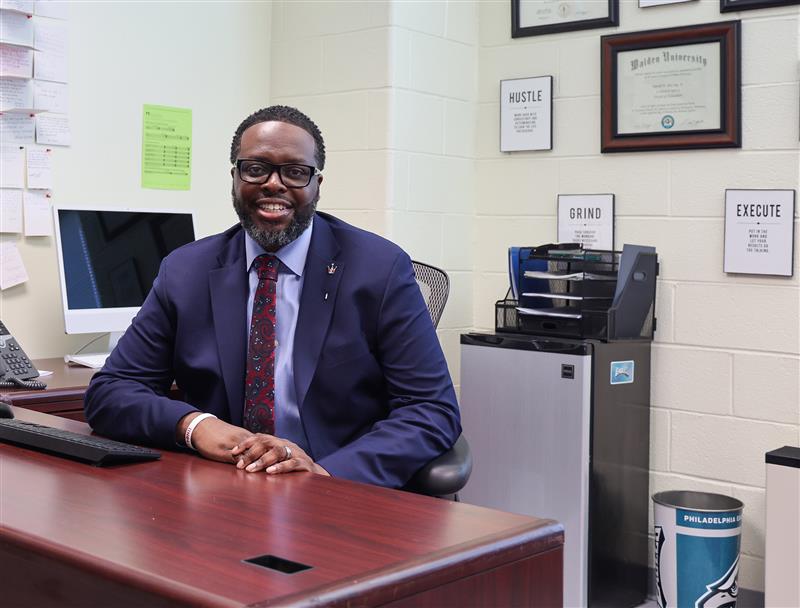 Chancellor Ferebee (@dcpschancellor) on Twitter photo This month's calendar spotlight shines on Ward 3⃣ trailblazers:
Meet <a href="/drmccrayspeaks/">Dr. Harold McCray, Jr. ♦️</a>, the founding principal of <a href="/MacArthur_DCPS/">MacArthur High School (DCPS)</a>, whose rising seniors will be the 1st graduates in school history 🎓
We're excited to see all that the Class of 2026 Mammoths will accomplish! 🦣 This month's calendar spotlight shines on Ward 3⃣ trailblazers:
Meet <a href="/drmccrayspeaks/">Dr. Harold McCray, Jr. ♦️</a>, the founding principal of <a href="/MacArthur_DCPS/">MacArthur High School (DCPS)</a>, whose rising seniors will be the 1st graduates in school history 🎓
We're excited to see all that the Class of 2026 Mammoths will accomplish! 🦣