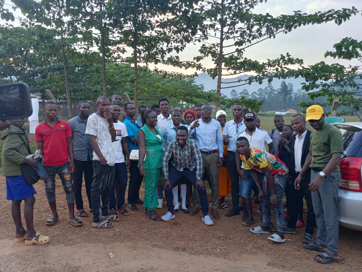 If you have eyes, what do you see😂?
Youth juu👊
Bududa juu👊