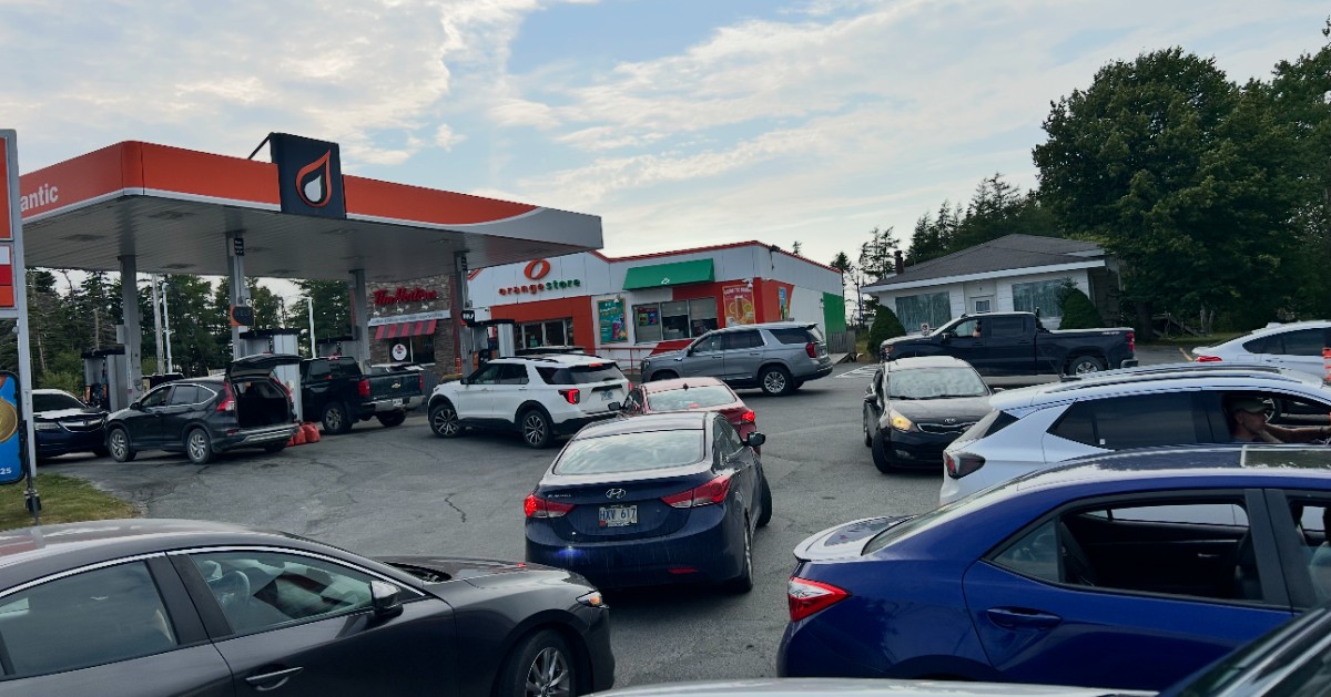 Orange_Store's tweet image. As wildfires continue in our region, we appreciate our customers ongoing patience and support. Our retail teams are in good spirits and ready to help with your gas &amp;amp; convenience needs. Thank you to the fire crews and frontline workers keeping us safe — we’re all deeply grateful.
