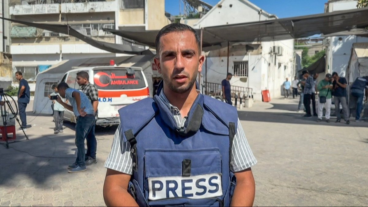Marcorio61O's tweet photo. 🇬🇧 Never forget Anas Al-Sharif
(August 10, 2025 – Gaza)

SHOCK INTRO
Anas Al-Sharif, a journalist and correspondent for Al Jazeera, was killed on August 10, 2025, along with four colleagues, in an Israeli airstrike on a journalists' tent in front of Al-Shifa Hospital in Gaza City. A recent wound, not a distant memory.
Wikipedia
+1
Al Jazeera

VERIFIED FACTS
Anas Al-Sharif, 28, worked tirelessly to document the devastation and hunger in Gaza. Shortly before his death, he shared an emotional report and a final message on his X, asking his listeners not to forget Gaza.
Al Jazeera
TIME
Wikipedia

The attack also killed Muhammad Qreiqeh, Ibrahim Zaher, Mohammed Noufal, and Moamen Aliwa, in what international journalism and press freedom groups called a targeted assassination, an act aimed at silencing the few remaining witnesses in the Strip.
Wikipedia
+1
Reuters
Axios

Organizations such as the Committee to Protect Journalists (CPJ) and the United Nations have condemned the attack. The total number of journalists killed in the ongoing conflict exceeds 180–234 between October 2023 and today, making this the deadliest war for the press in recent history.
Axios
AP News
Al Jazeera
Wikipedia

SCENARIOS (3 RISK LEVELS)
Scenario Probability Impact
1. Formal commemoration High Low — public words of condemnation, little concrete action.
2. Intensified Repression Media 💥 Increased attacks on remaining journalists, silencing of witnesses.
3. International Justice Low 🌍 Opening of international investigations and tribunals to defend press freedom.

ENGAGEMENT TOOLS
Poll X: "Should the murders of journalists like Al-Sharif be considered war crimes?"
🔴 Yes — absolutely
🟡 Only in confirmed cases
🟢 No — not always

Quiz: "When was Anas Al-Sharif killed?"
a) 2023 b) 2024 c) August 10, 2025 — Answer: c)

IMPACT CLOSURE
#AnasAlSharif #JournalismInGaza #FreedomOfThePress

EDITOR'S NOTE: His death is not a distant date, but a fresh wound. Anas didn't just leave a name: he left a testimony, a voice that deserved to tell the truth, not become a victim of it. When silence falls on Gaza, remembering voices like his is an act of resistance.
👉 Share if you believe Anas Al-Sharif should be remembered today, always. 🔥