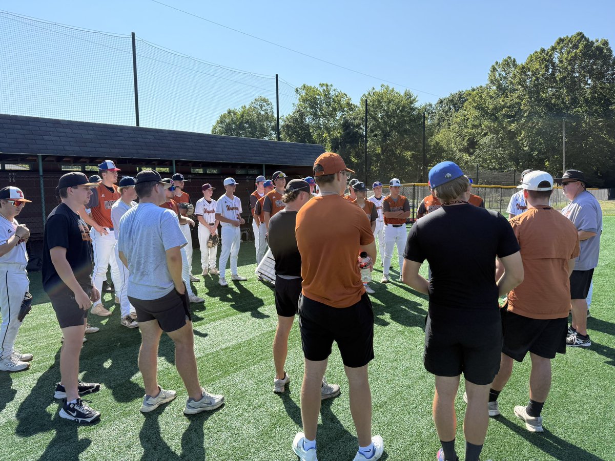 WUSandlot's tweet photo. Over 30 players competed at our Waynesburg University Baseball Camp today, saw a lot of talent and bright futures on display. Way to beat the heat today!!⚾️🔥 https://t.co/fMGvu846L1