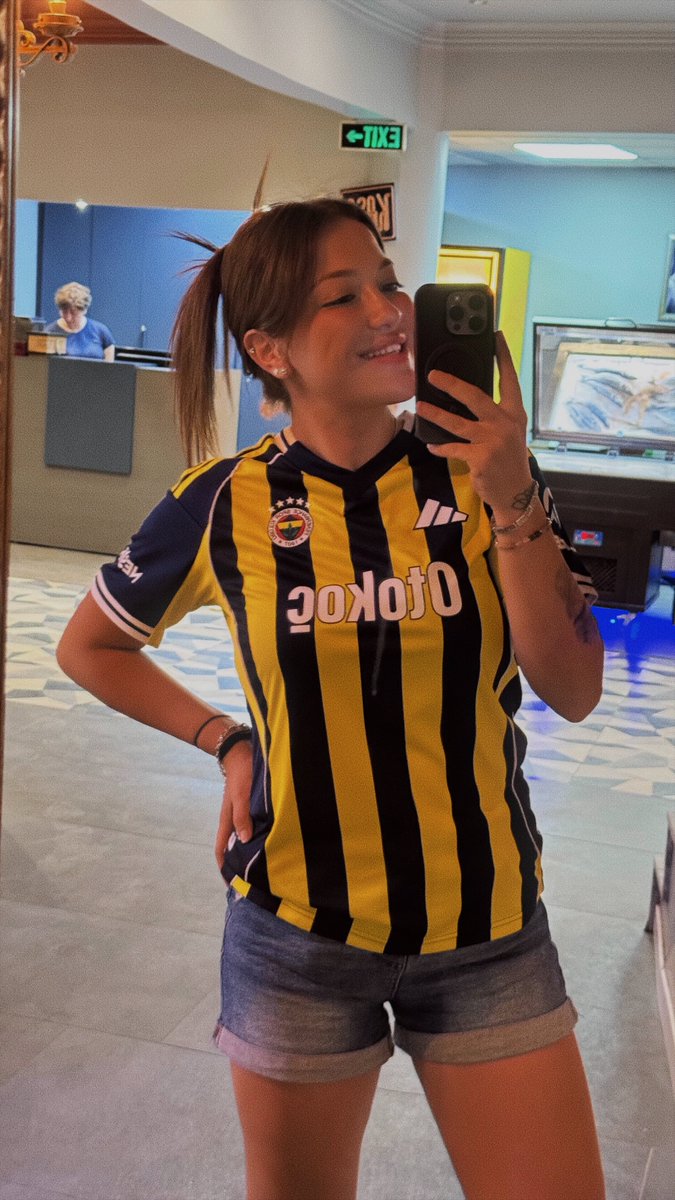 Çok mutluyum çok!!!!!
💛💙 <a href="/Fenerbahce/">Fenerbahçe SK</a>