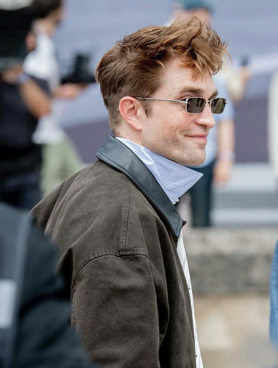 robert pattinson hair, that is all.