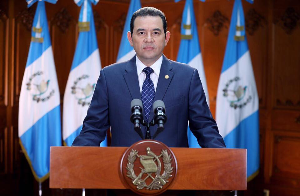 #URGENTE 🚨 | La jueza Ingrid Cifuentes ordena al Ministerio Público iniciar una investigación contra el expresidente Jimmy Morales por su posible responsabilidad en el #CasoHogarSeguro. 

Se ampliará.