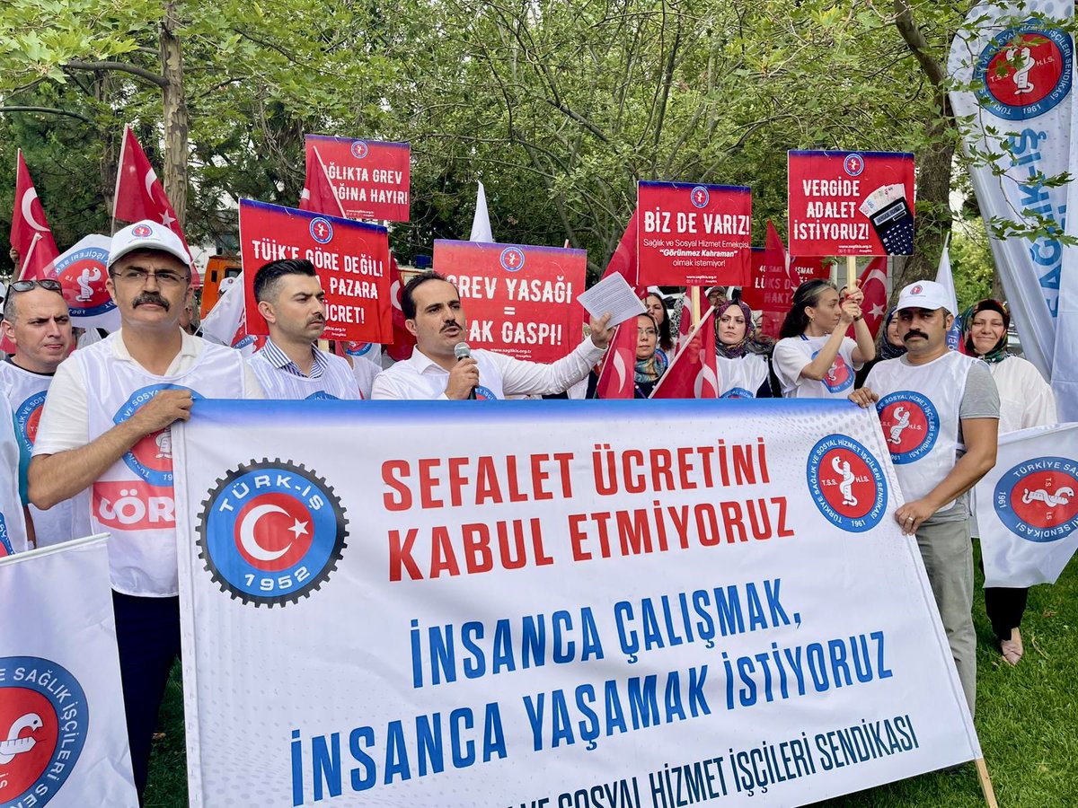 Tek sermayesi emeği ve alınteri olan işçilerin üzerindeki ağır vergi yükünü kaldırmadıkça işçinin hakkını vermiş olmazsınız!!!

Kamuİşçileri İtibarsızlaştırıldı!