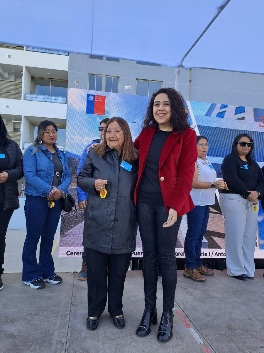 Hoy entregamos 280 nuevas viviendas, en Proyecto “Puerto Norte I”, al norte de #Antofagasta cercano a servicios y  ubicación privilegiada (colinda c/Ricaventura). Cuenta c/ 2 locales comerciales, salón de eventos, 235 estacionamientos, juegos infantiles, áreas verdes, quincho y +