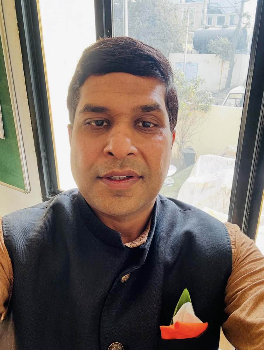 AgNamit's tweet photo. Proud to join @FollowCII’s #HarGharTiranga2025 , Our teams would hoist Tiranga at our plants - using Sustainable Flags and following the Flag code. #Indiaat78 #FollowCII #HarGharTiranga https://t.co/N9SNzfr4UP
