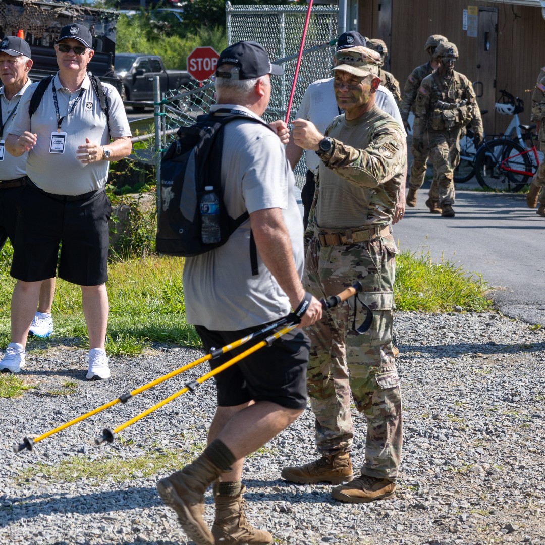 WPAOG's tweet photo. #TopOfTheLine Class of '79 helped celebrate the completion of Cadet Basic Training for #HoldTheLine Class of 2029! Class of '79 & many #OldGrads from various year groups marched alongside new cadets during the iconic March Back from Lake Frederick. More: https://t.co/gaRL8nheow https://t.co/I6lF1nMwPn
