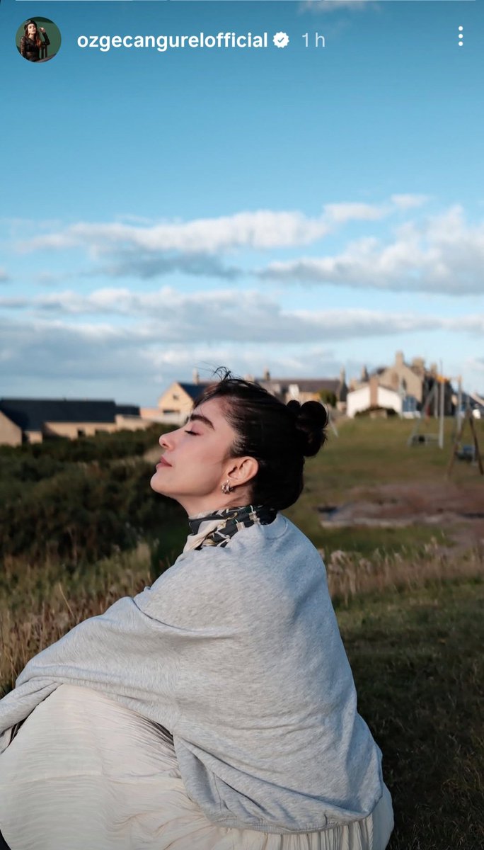 Porti serenita e positività ✨️💎✨️
<a href="/ozgecangurel/">Özge Gürel</a> Anima pura e bella 💎 #ÖzgeGürel