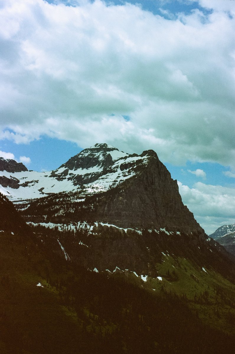 rhock189's tweet photo. portra160 from glacier https://t.co/4YV2uUop3R