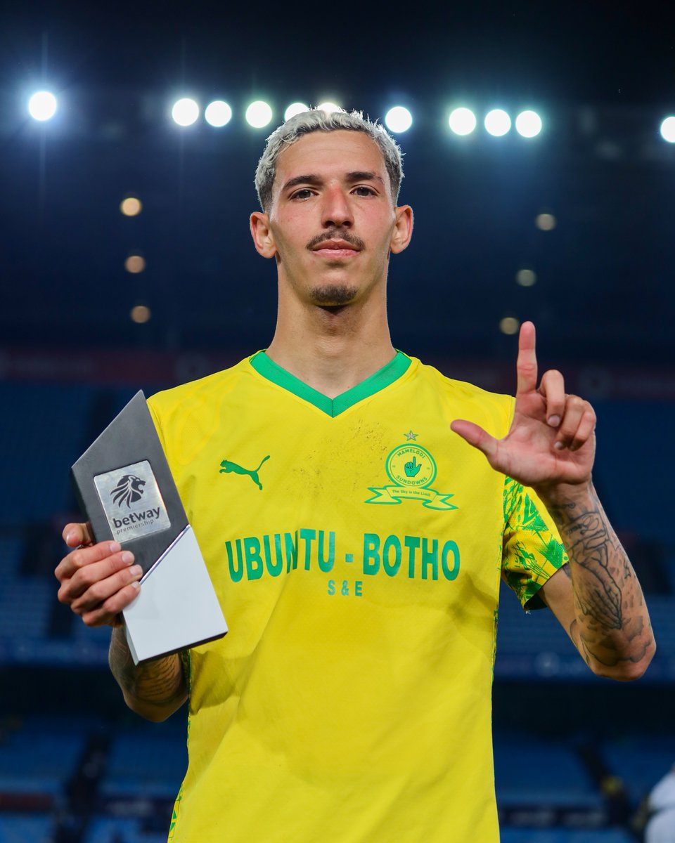 Arthur Sales shines as MOTM, setting the tone with an assist and a masterclass performance.🔥

#Sundowns #BetwayPrem #AreyengMasandawana