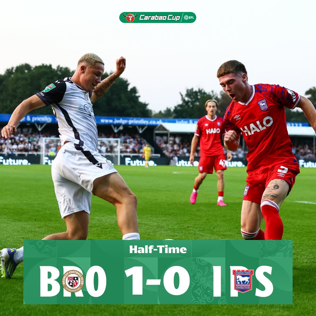 bromleyfc's tweet photo. The Ravens lead at the break!

#WeAreBromley https://t.co/m5TK9X59vM