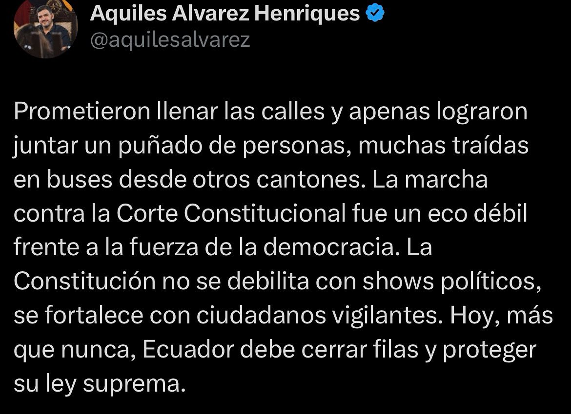 ecuainm_oficial's tweet photo. ‼️#URGENTE
El alcalde de Guayaquil, Aquiles Alvarez, se pronuncia frente a la marcha de este martes. “La Constitución no se debilita con shows políticos, se fortalece con ciudadanos vigilantes. Hoy, más que nunca, Ecuador debe cerrar filas y proteger su ley suprema”. https://t.co/EIXg7exoJi