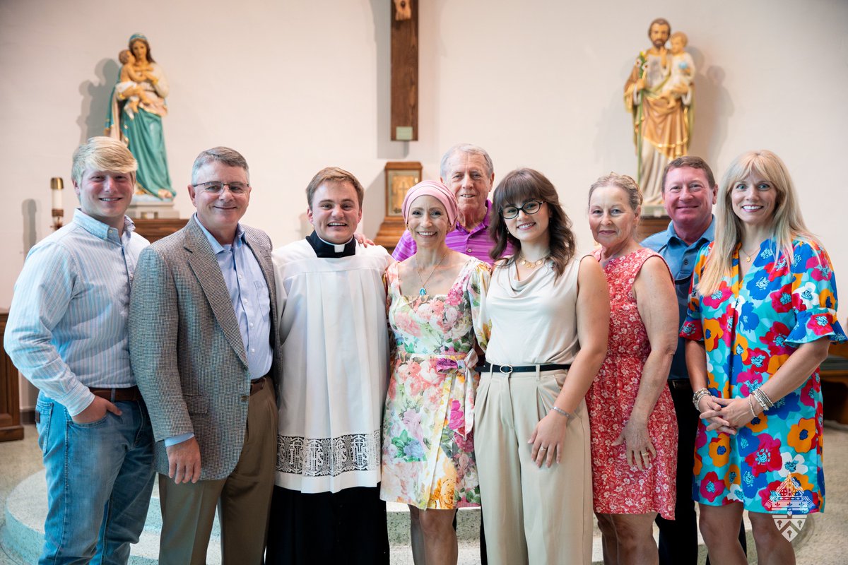 htdiocese's tweet image. 👏 Congratulations to Ethan Henry on being accepted by the Church into the next phase of #seminarian formation—the #configuration phase! 
✝️ Ethan&apos;s Candidacy Mass was held last Saturday at St. Thomas Aquinas #Catholic #Church in #thibodaux. 
#htdiocese #seminarylife