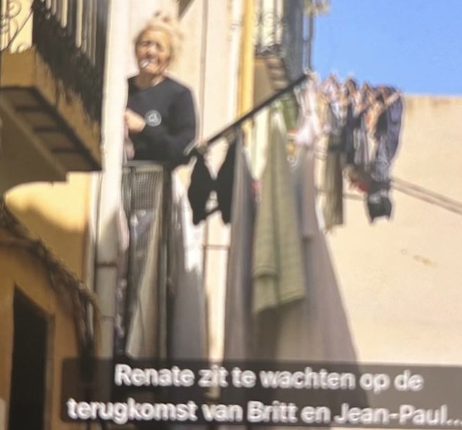 RoelfsemaStef's tweet photo. Het leven in Spanje heeft een aardige wissel getrokken op Renaat..#benbvolliefde https://t.co/qasMgMynj4