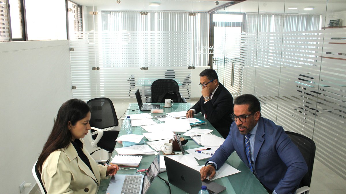 NavarreteConsu3's tweet image. AUDIENCIA PÚBLICA
Caso TUNJUELO CANOAS /SOLARTE /ODEBRETCH /CARRUSEL DE LA CONTRATACIÓN
Presentación de testigos de la defensa

#Navarreteconsultores | #Derecho | #Audienciapublica | #odebretch | #carruseldelacontratacion | #abogados | #derechopenal