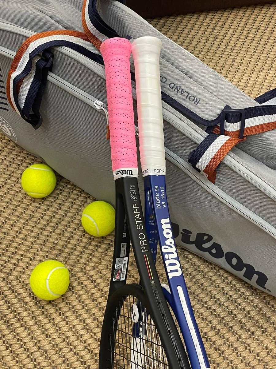 Kascsxack's tweet image. Run, swing, score - that&apos;s the thrill of tennis