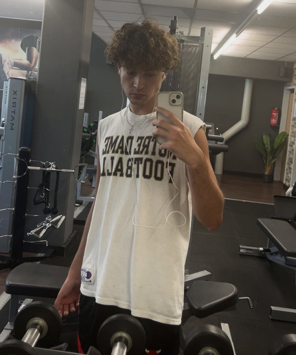 LucesWrld's tweet photo. backkk 🫡 https://t.co/rQZsjxM7v9