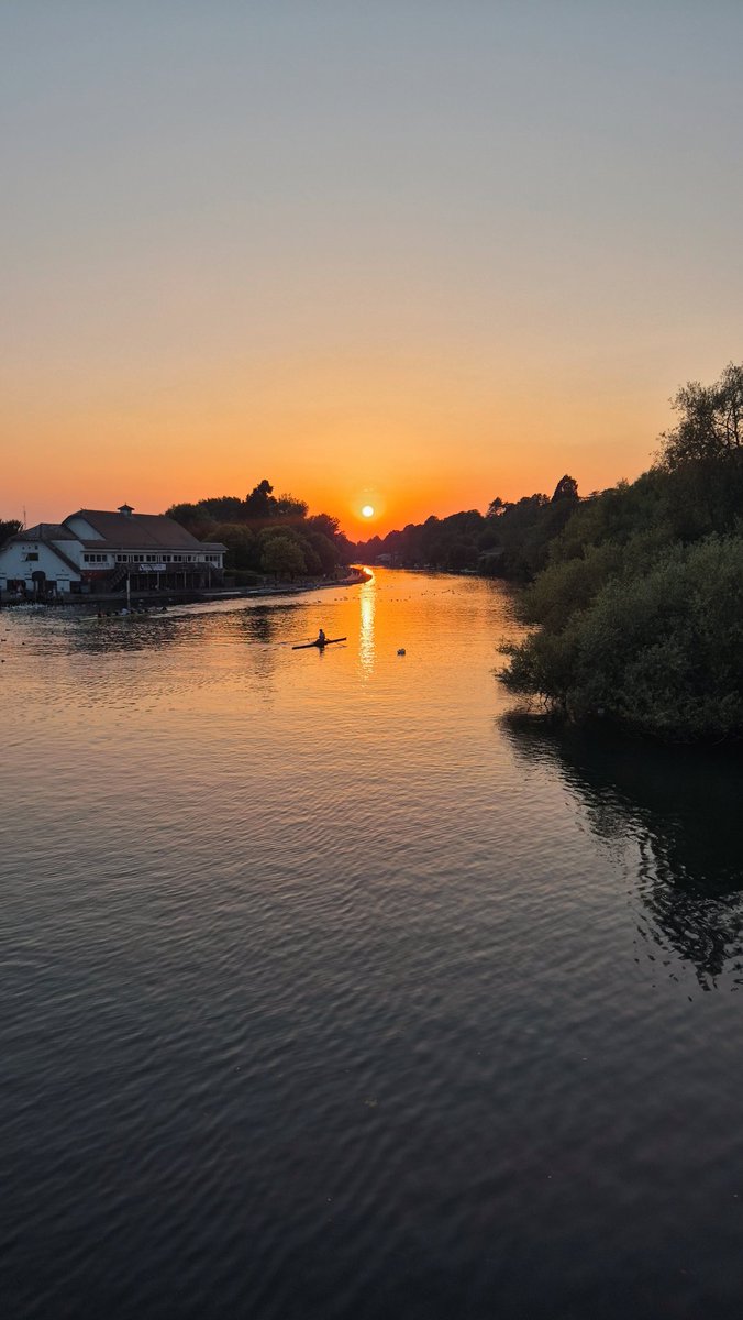 Sunset over the Thames ❤️