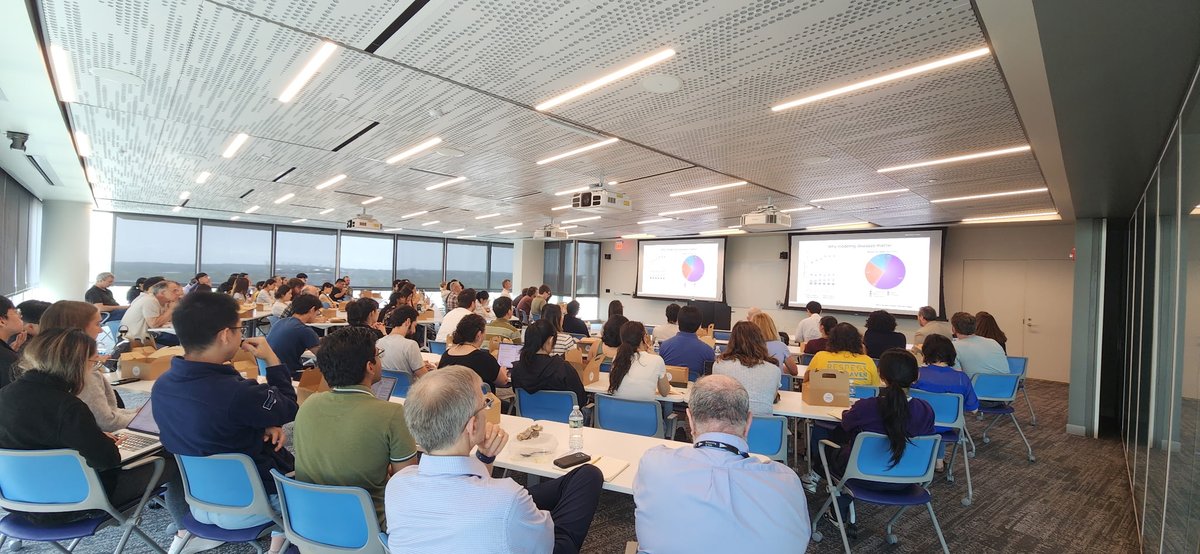 YaleCSEI's tweet photo. @YaleCSEI and @YaleCancer  were honored to co-host Jon Cohen (VP) and Laksshman Sundaram (Sr Mgr) from Applied Research at NVIDIA for a special seminar on virtual cell modeling.  Dr. Sundaram gave a great overview on the approaches he is using to model basic cellular processes. https://t.co/TnsQ8rSKjo
