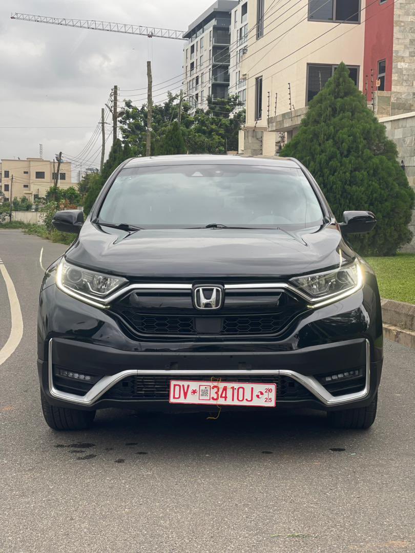 gandi_motors's tweet photo. ❗️❗️AVAILABLE ❗️❗️
2021 HONDA CRV EX

Push start
Keyless Entry 
Sunroof
Reverse Camera
Apple CarPlay &amp; Android auto
Custom alloy wheels 
Recently cleared 

GHc 415,000
Call/WhatsApp: 0241490669 https://t.co/M92DFlVffH