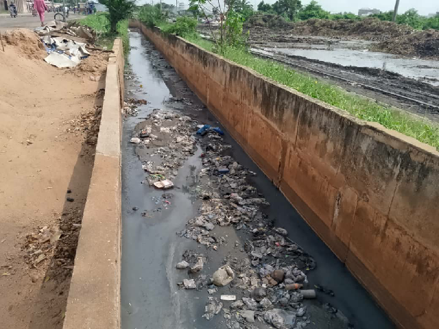 Monsieur Vick tweet media