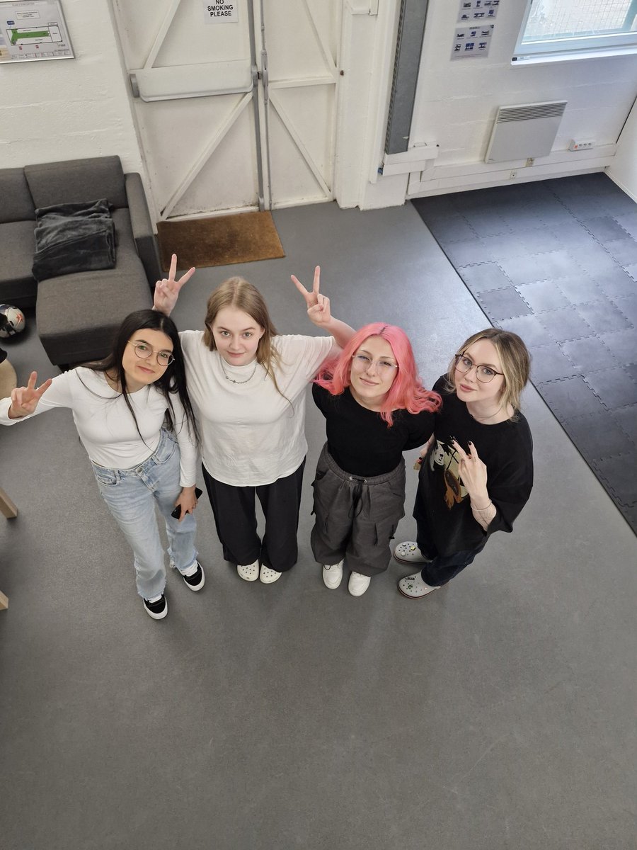 Thank you🇫🇷🇷🇺🇹🇷  😍