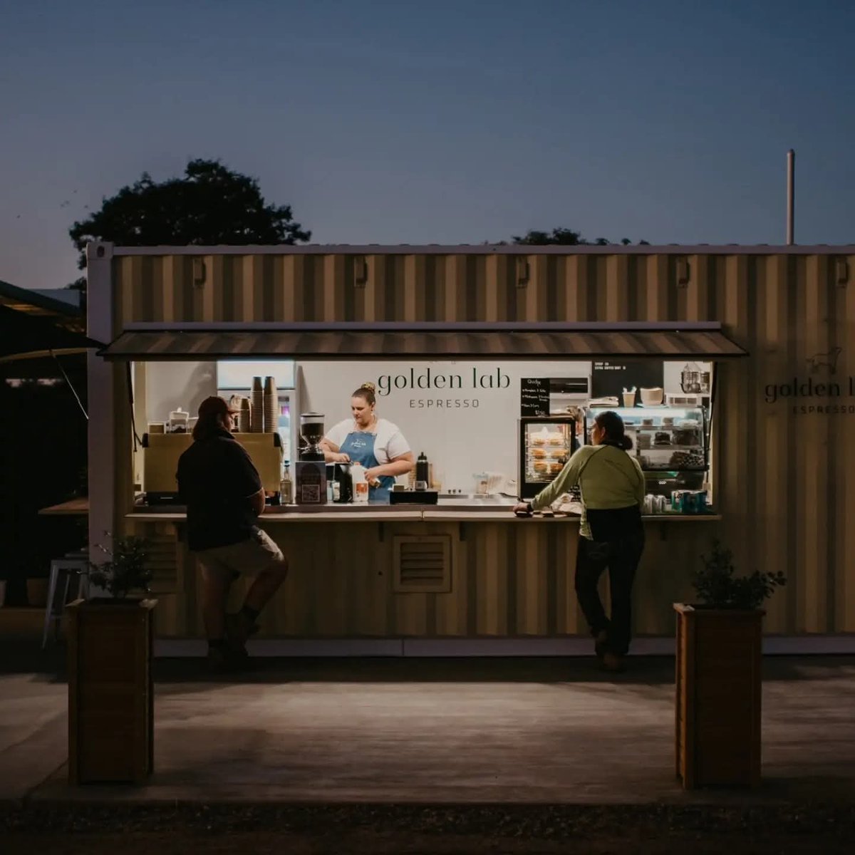 GroupMaphikwana's tweet photo. Expresso Café Container now available https://t.co/o3aiBLXKNv