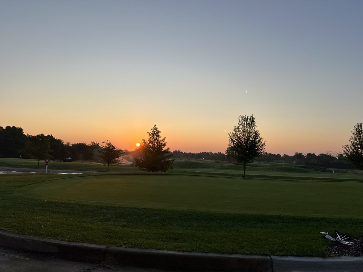 NHS Girls Golf tweet media