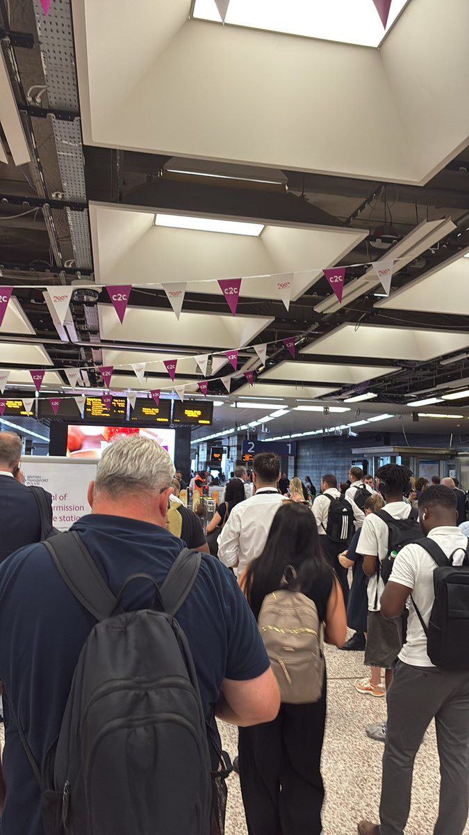 goldstinker's tweet photo. So gone from “overkill” train-side fire alert around 6pm to random woman walking on the tracks outside upminster. Shes way beyond the back of our train so why stuck. 

If she has walked beyond our tail, as much as I worry for her mental health, why not push us forward ? https://t.co/el4fW6S0Ri