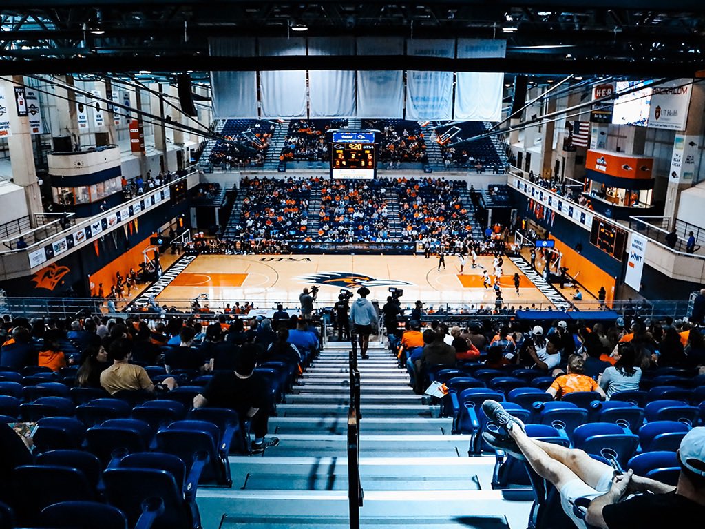 Jordan Green (@jordangreen2026) on Twitter photo Blessed to have received an offer from UTSA 🧡 Blessed to have received an offer from UTSA 🧡