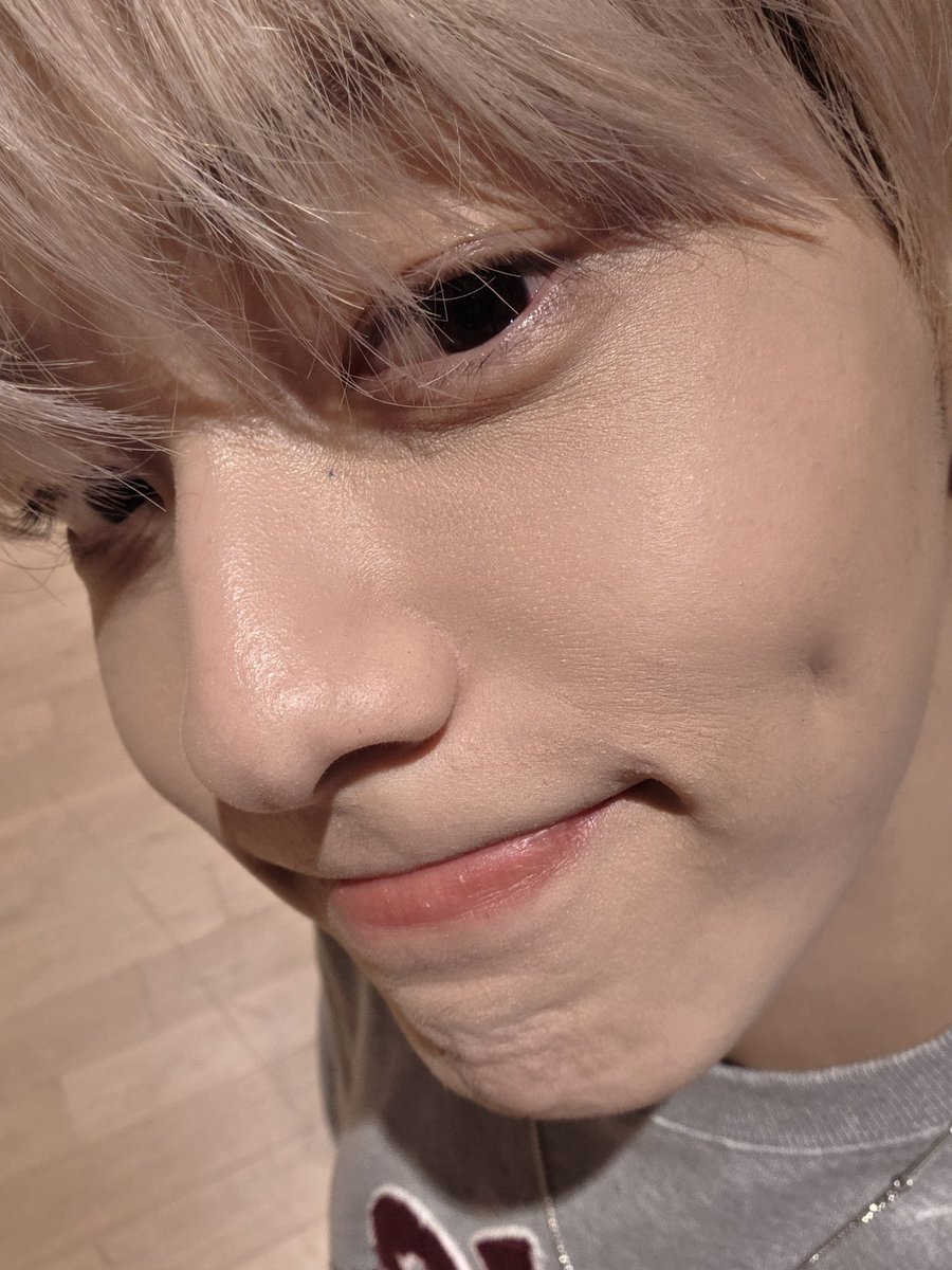 txtwvdm's tweet photo. 250813 🐰💬

#SOOBIN #수빈 https://t.co/U6rJzwZuhz