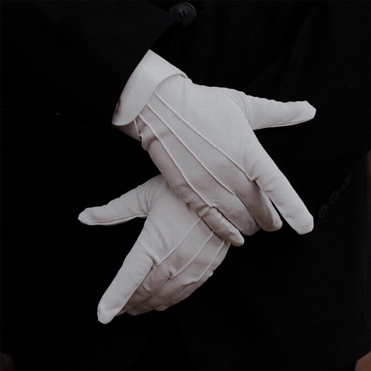 deadformities's tweet image. not new + restarting interaction post. 21+ 

i’m laurent, my favorite color is purple, i’m a king cobra hybrid and a fun fact about myself is that people pleasing is my full-time job.