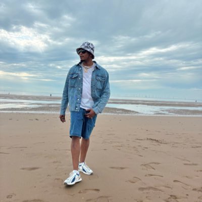 Manindex's tweet image. #NewProfilePic