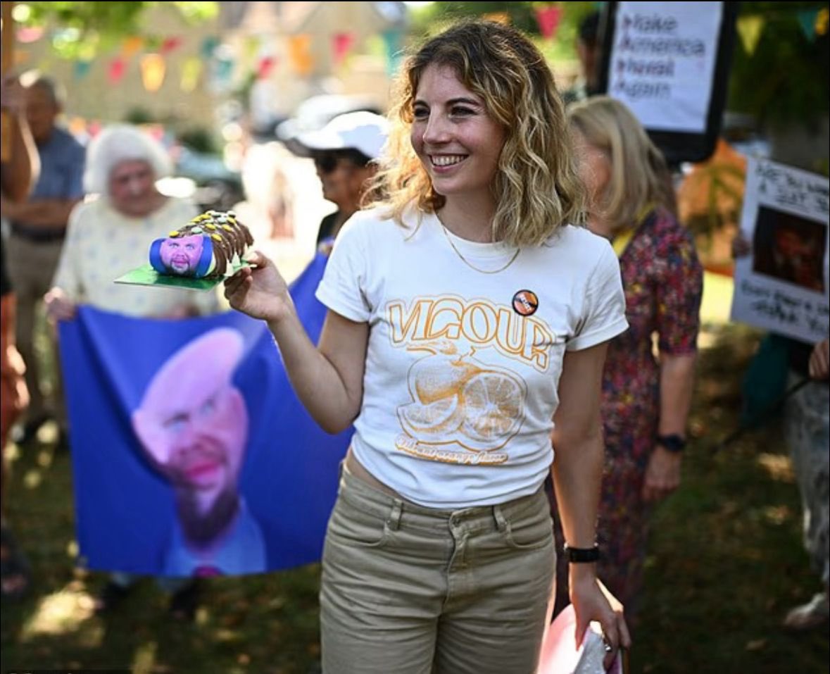 Featuring <a href="/ZoeJardiniere/">Zoe Gardner</a>, who was trained at Activist Bootcamp <a href="/NEON_UK/">New Economy Organisers Network</a> (which is funded by Soros among others).