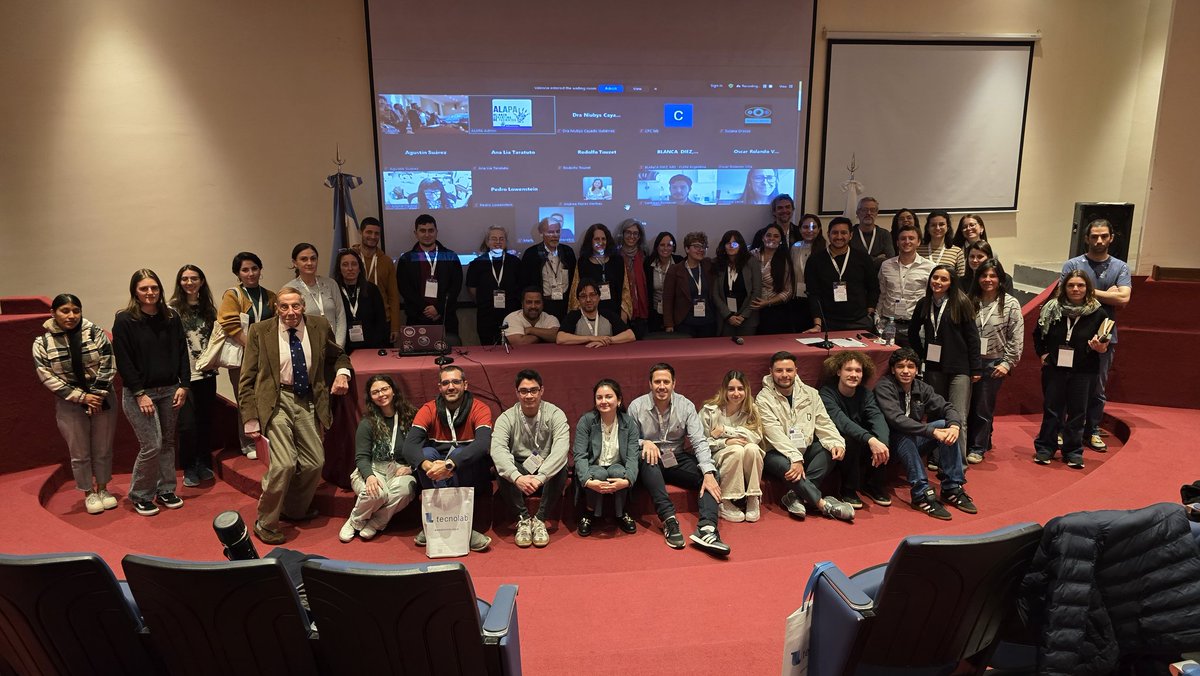 ✅️ Pasó la 3° Jornada Argentina sobre Gliomas realizada en <a href="/CNEA_Arg/">Comisión Nacional de Energía Atómica</a>

🙌 Fue otra excelente actividad con exposiciones de altísimo nivel.

📺 Pronto estaremos las charlas para subirlas a nuestro canal de YouTube 

#SomosALAPA #Pacientes #Salud #Gliomas