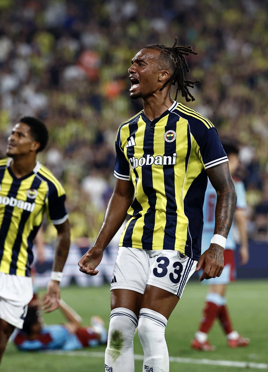 Fenerbahçe’mizin müthiş galibiyeti şerefine 

🟡🔵 Beni takip eden herkesi geri takip ediyorum

🟡🔵 Güçlü sosyal medya için Tüm Fenerbahçe’lileri takipleşmeye davet ediyorum