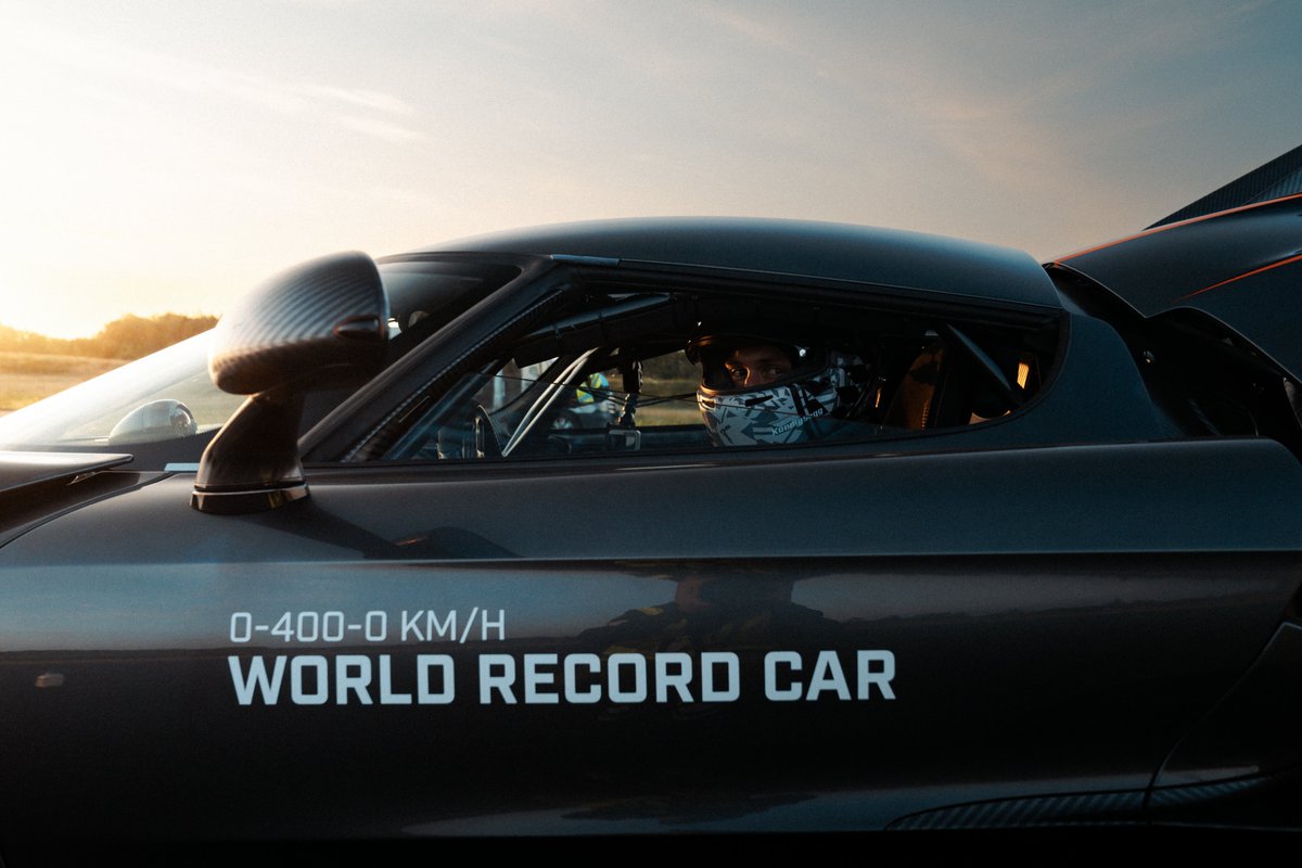 Earlsimxx's tweet photo. AGAIN: Koenigsegg has broken the 0-400-0km/h world record with a new time of 25.21 seconds, beating the Rimac Nevera R time of 25.79s. 

This was achieved with a Jesko Absolut featuring an updated Light Speed Transmission and a new torque control system allowing the Jesko to grip properly.

The new times are:
• 0-400-0 km/h – 25.21 seconds
• 0-400 km/h – 16.77 seconds
• 400-0 km/h – 8.44 seconds
• 0-250-0 mph – 25.67 seconds
• 0-250 mph – 17.18 seconds
• 250-0 mph – 8.49 seconds