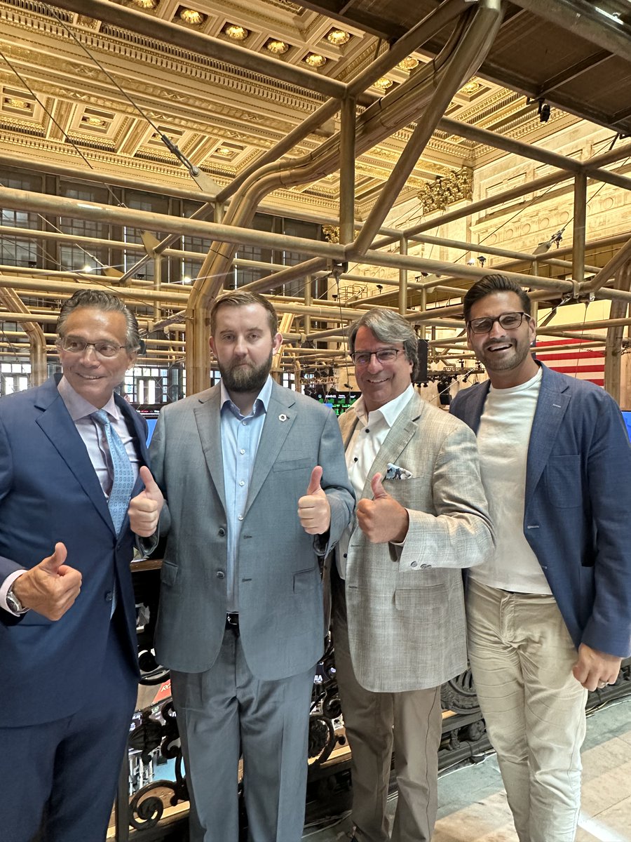 theCUBE's tweet photo. At the @NYSE with @SergeyNazarov, Co-Founder of @chainlinklabs, discussing blockchain’s shift from speculation to enterprise utility – from bridging off-chain and on-chain data to preparing for AI-driven transactions 👍
@dvellante @furrier @bjbaumann2014 https://t.co/I0lFSIwsco