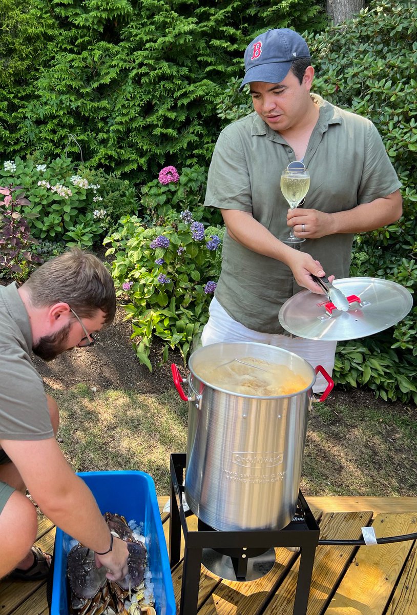 Anna Devor tweet media