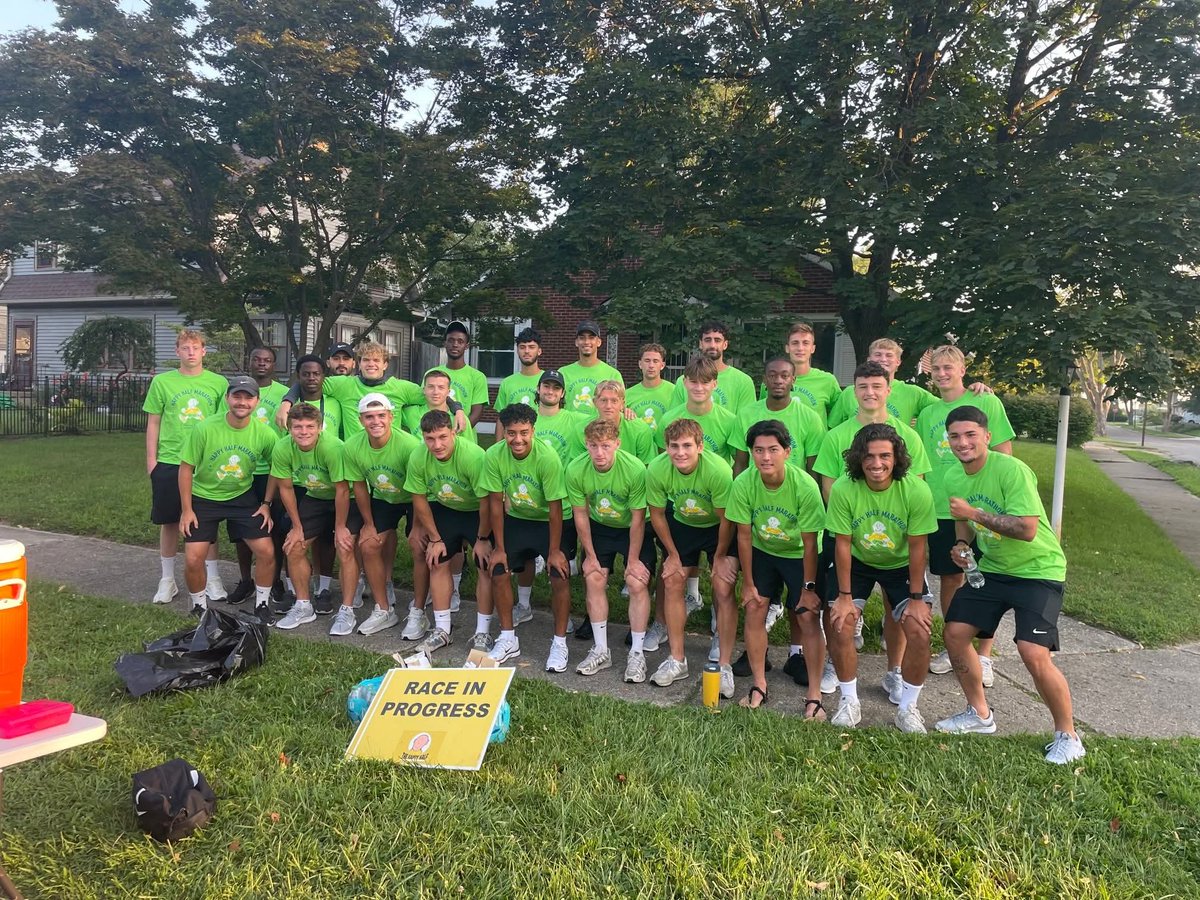 thehappyhalf's tweet photo. We are so grateful for the commitment of our incredible volunteers! Year after year they continue to bring the energy and support for our participants to help them from start to finish. 

We appreciate you!

Drop your favorite volunteer photos from this year's Happy Half here ⤵️ https://t.co/sYPIO8t5AZ