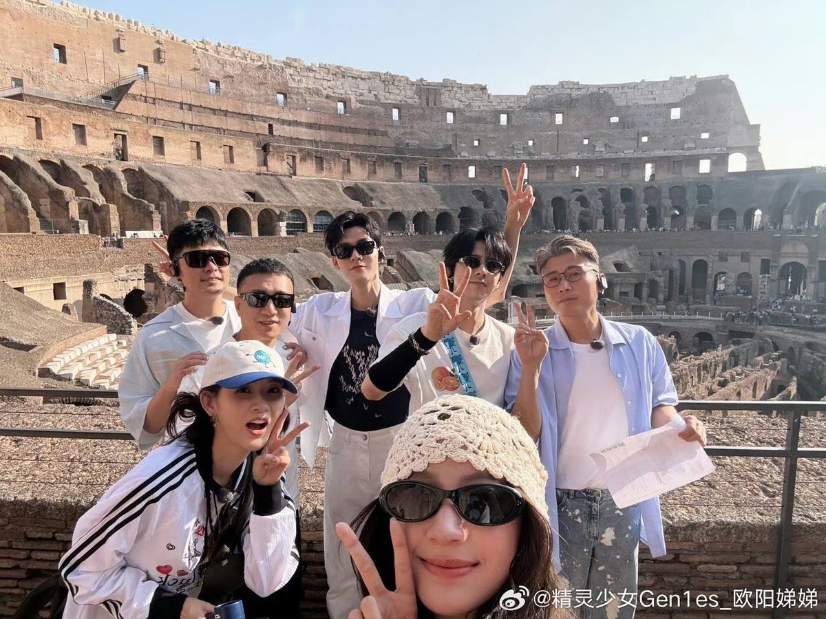 12.08.25 #OuyangDidi updates Weibo