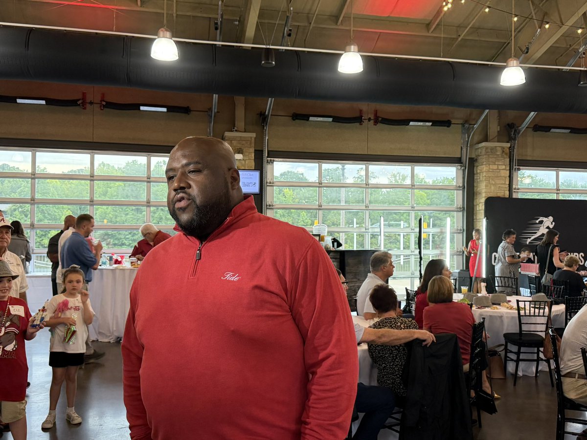 Alex Boothe (@alexboothetv) on Twitter photo Just spoke with <a href="/AlabamaFTBL/">Alabama Football</a> GM Courtney Morgan who told me that Ty Simpson “earned it” in regards to the starting quarterback job.
Morgan added “everyone in the building is ecstatic and happy for Ty.”
<a href="/garyharris_wvua/">Gary L. Harris</a> <a href="/WVUA23Sports/">WVUA 23 Sports</a> Just spoke with <a href="/AlabamaFTBL/">Alabama Football</a> GM Courtney Morgan who told me that Ty Simpson “earned it” in regards to the starting quarterback job.
Morgan added “everyone in the building is ecstatic and happy for Ty.”
<a href="/garyharris_wvua/">Gary L. Harris</a> <a href="/WVUA23Sports/">WVUA 23 Sports</a>