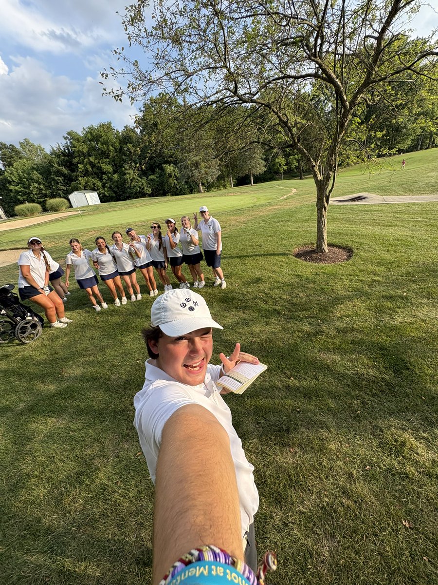 OFgirlsgolf's tweet photo. JV fell to Avon Lake at NOGC today 161-199. The team was led by Kendall Carroll (48), Addisyn Ritchie (49), Gabi Mezinger (51) and Julia Minor (51). Nice effort ladies!! https://t.co/742rrepojp