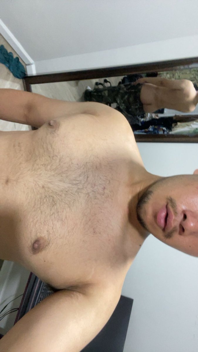 jothue10's tweet photo. Man I wish I could post these but no one can see them 😂 https://t.co/jBKDEsHBAm