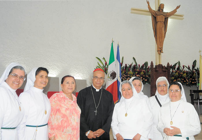 DIA INFAME PARA LA LIBERTAD RELIGIOSA DE NICARAGUA.
Dictadura confisca colegio San Jose de las hermanas Josefinas en Jinotepe.
"Un logro de la Paz, hubo un Centro donde se torturó y se asesinó con el golpismo. Esos crímenes ocurrían en el Colegio San Jose y este colegio ha sido