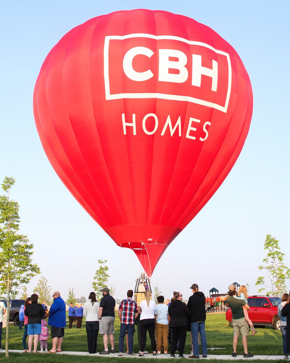 It's a bird! It's a plane! It's the CBH hot air balloon coming in hot THIS SATURDAY for FREE tethered balloon rides*! 

JOIN THE PARTY 👉 cbhhomes.com/on-the-block

*Balloon rides - Weather permitting. *FREE food trucks - Restrictions apply, while supplies last!